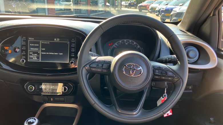 Toyota Aygo X 1.0 VVT-i Edge 5dr Petrol Hatchback